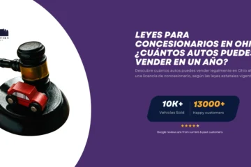 Imagen de un mazo judicial con un auto rojo de juguete, representando las leyes de venta de autos sin licencia en Ohio.