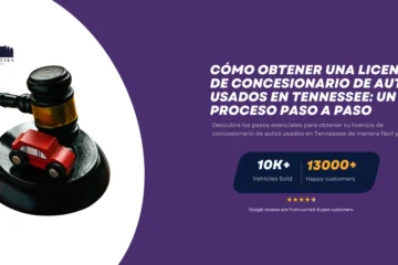 Mazo judicial con un auto de juguete rojo sobre fondo morado junto al texto sobre licencias de concesionario en Mazo judicial con un auto de juguete rojo sobre fondo morado junto al texto sobre licencias de concesionario en Tennessee.